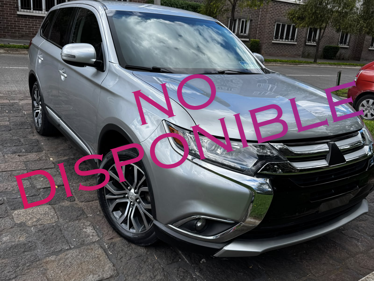 MITSUBISHI OUTLANDER 2018
