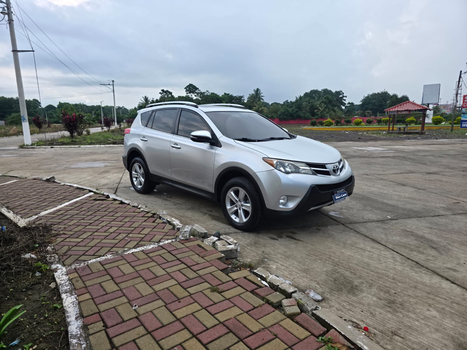 TOYOTA RAV 4